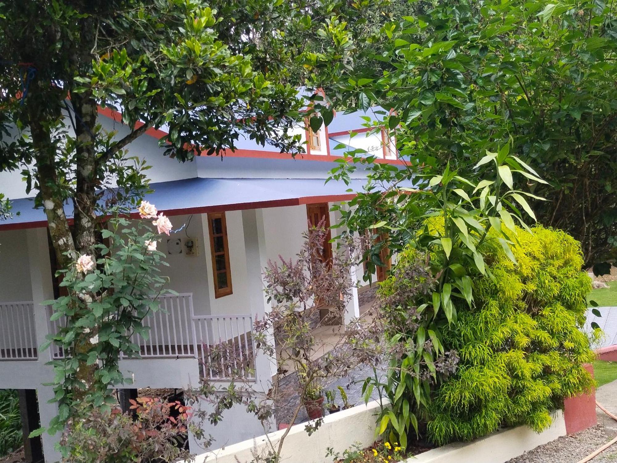 Philip Mary Farm Stay Thekkady Exterior photo