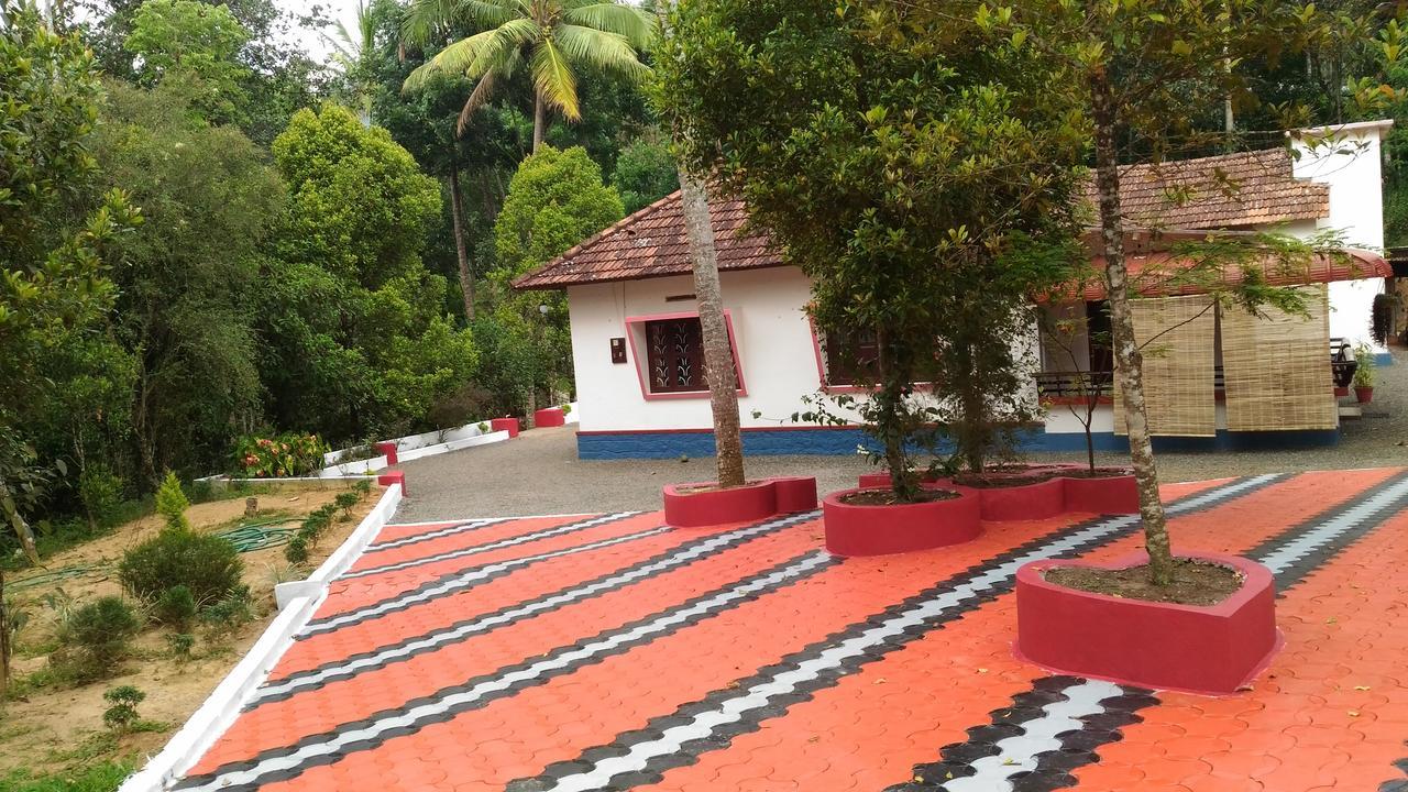 Philip Mary Farm Stay Thekkady Exterior photo